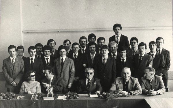 1981-obrona prac dyplom.jpg