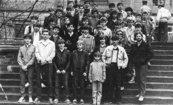 1985-wycieczka do Kornika.jpg