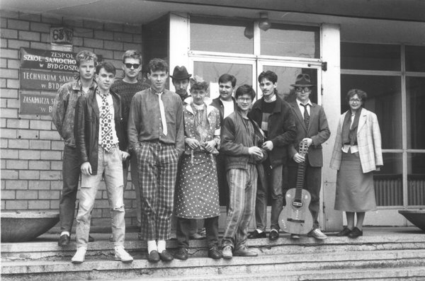 1990_klasaUK.jpg