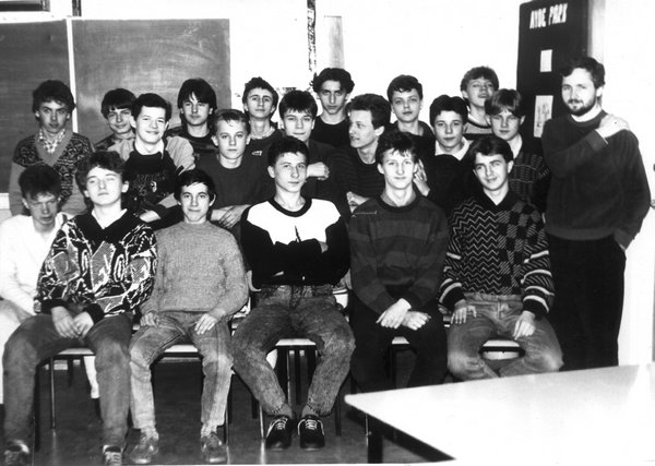1990_klasowe2.jpg