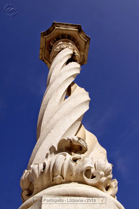 03-057a.JPG