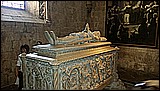 03-082.jpg